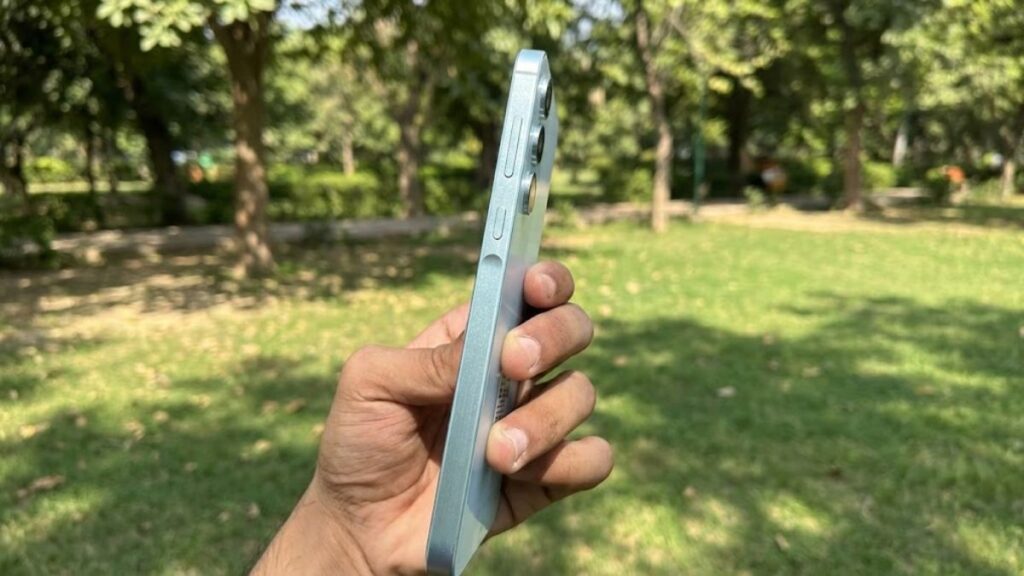 Samsung Galaxy A55 5G Design and Build Quality